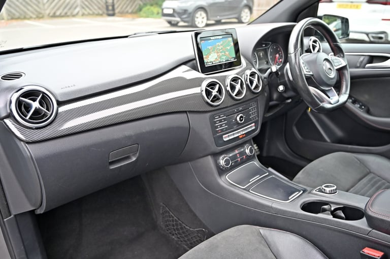 MERCEDES-BENZ B200 AMG LINE [PREMIUM] 2.1 CDI DIESEL AUTO 5DR MPV 2016 [16] GREY