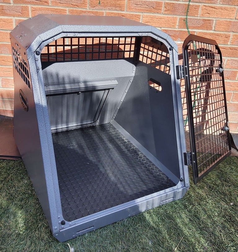 Trans K9 ( B40 - B41 - B44 - B45 ) Transport dog box (Lockable & Crash Tested) TransK9
