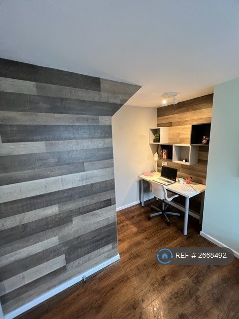 7 bedroom house in Grant Avenue, Liverpool, L15 (7 bed) (#2668492)