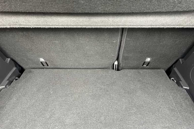 2021 Vauxhall Crossland 1.2i (83 PS) Griffin 5 Door Petrol SUV *** 1 Private Owner from New ***  ...