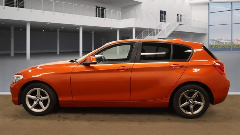 2017 BMW 1 Series 2017 17-Reg BMW 118i [1.5] SE 5dr [Nav] Step Auto,BURNT ORANGE,SAT NAV!! HATCHB...
