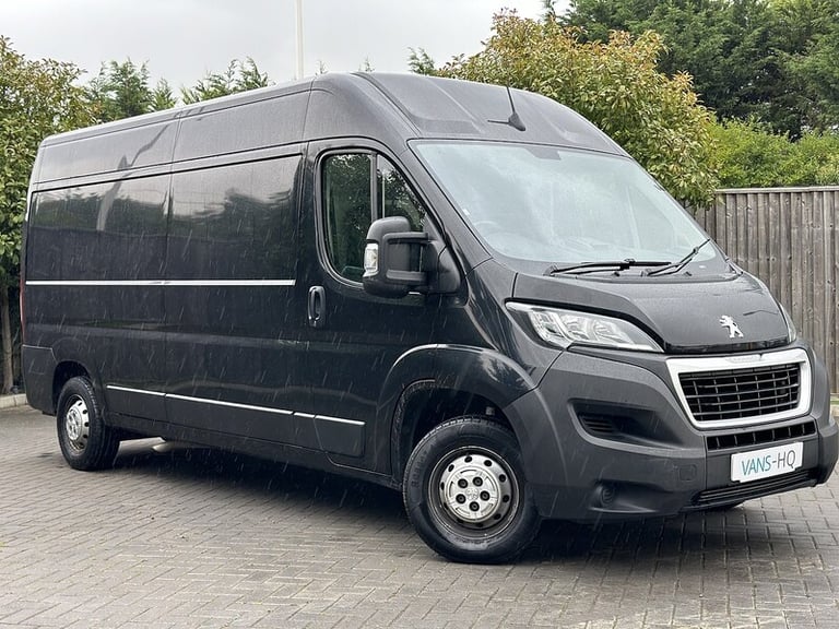 image for 2022 Peugeot Boxer BlueHDi 335 Professional Panel Van Diesel Manual