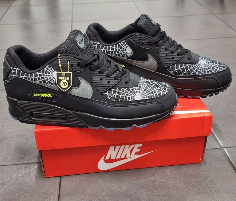 image for Nike airmax 90's  uk 10