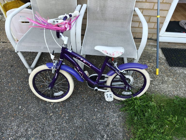 Kids Bike in good condition. Easy maintenance tyres