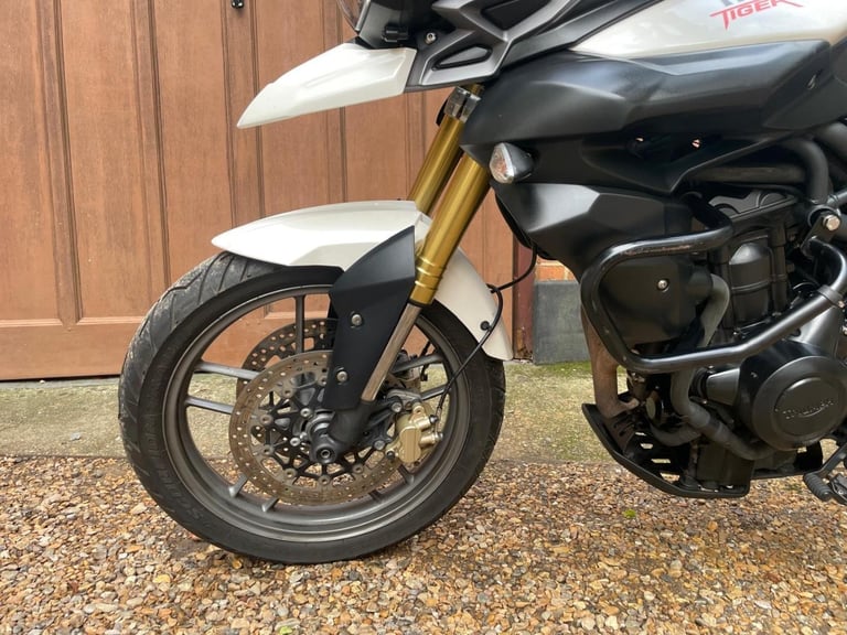 2012 TRIUMPH TIGER 800