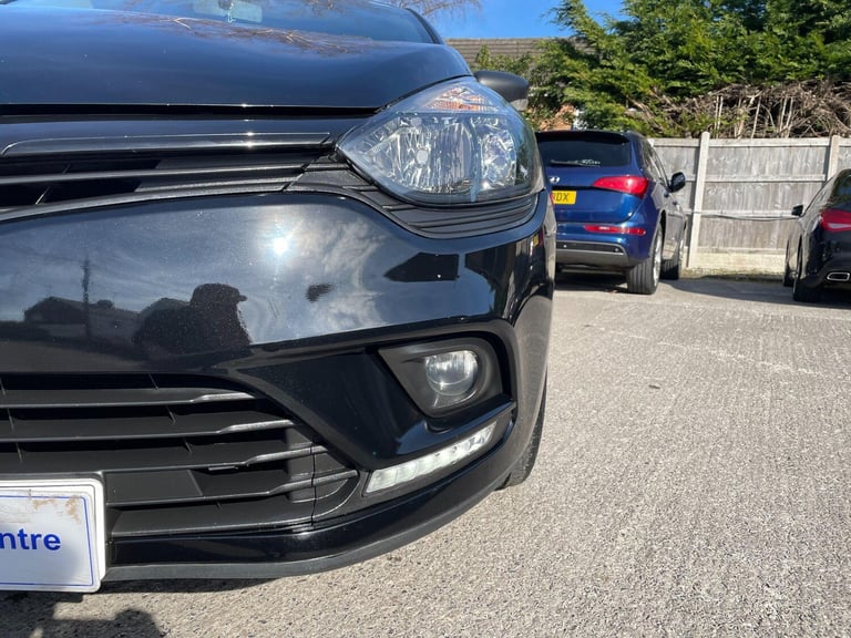 2017 Renault Clio 1.2 16V Play 5dr HATCHBACK PETROL Manual