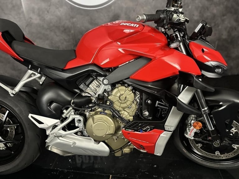 Ducati Streetfighter V4 2020