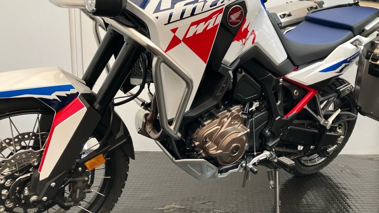 2025 Honda Africa Twin (23MY) Honda Africa Twin CRF1100L Manual DUEL Petrol Manual