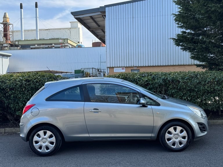 2013 Vauxhall Corsa 1.2 Exclusiv 3dr HATCHBACK Petrol Manual