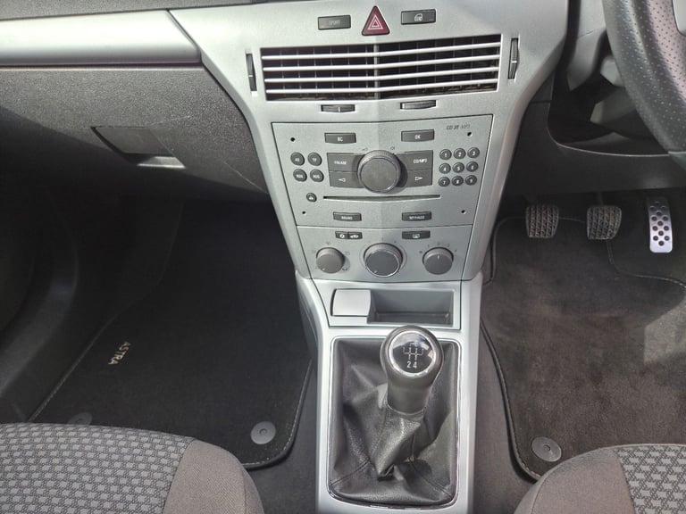 Vauxhall, ASTRA, Hatchback, 2007, Manual, 1598 (cc), 5 doors