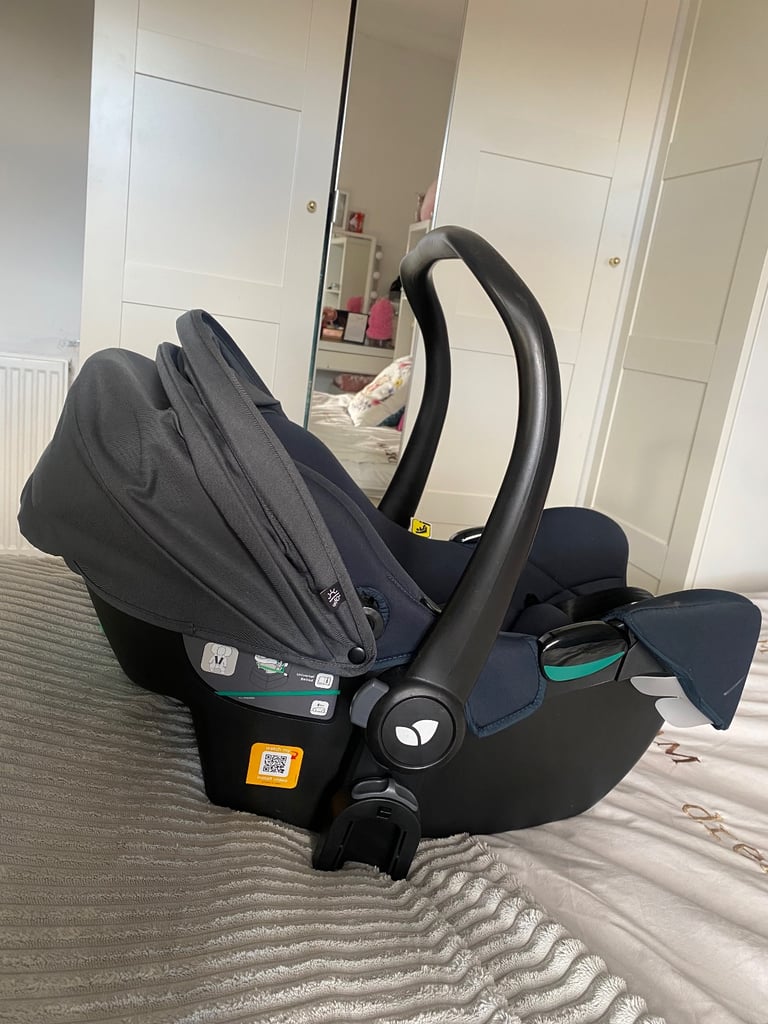 Joie infant car seat 