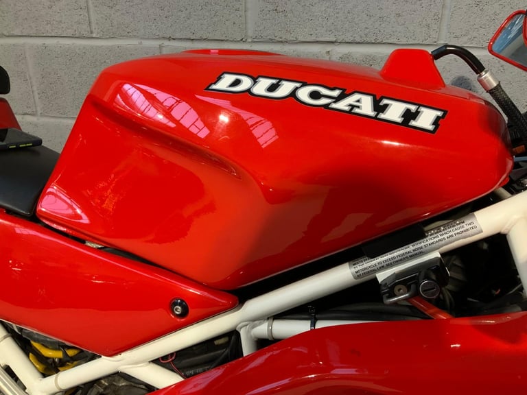 Ducati 851 