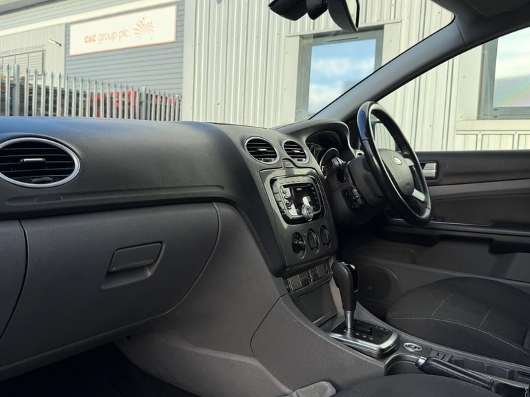 2010 Ford Focus 1.6 Titanium 5dr Auto HATCHBACK PETROL Automatic