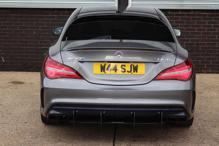  Mercedes-Benz CLA 2.0 CLA45 AMG Coupe SpdS DCT 4MATIC - AMG EXHAUST - FULL SPEC