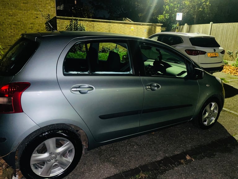  Toyota, YARIS,  Hatchback, 2006, Manual, 1296 (cc), 5 doors, mileage 113771