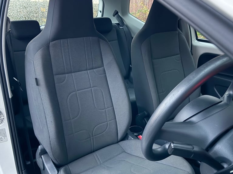 2015 Volkswagen up! 1.0 Move Up 3dr HATCHBACK Petrol Manual