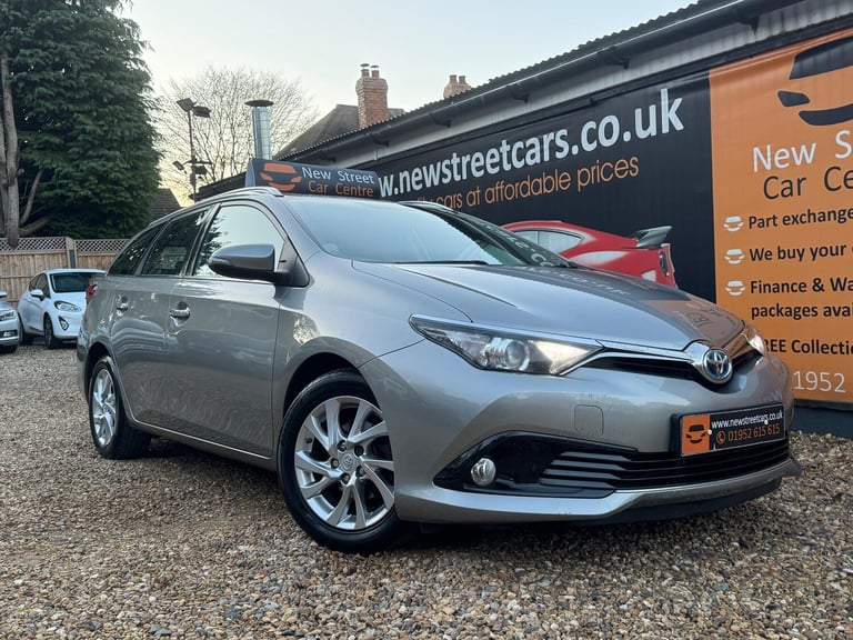 2015 Toyota Auris 1.8 VVT-h Icon Touring Sports CVT Euro 6 (s/s) 5dr ESTATE Petrol/Electric Hybri...
