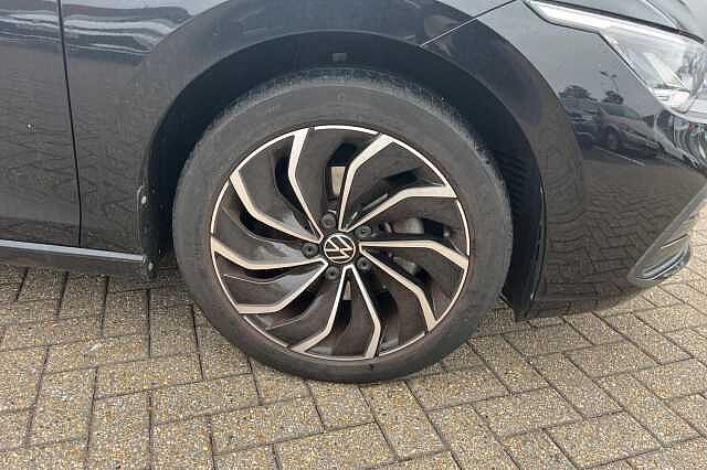 2022 Volkswagen Golf 1.5 TSI Life 5dr + 17' VENTURA + REAR TINTS Hatchback Hybrid Manual