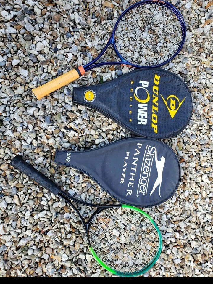 Tennis rackets 