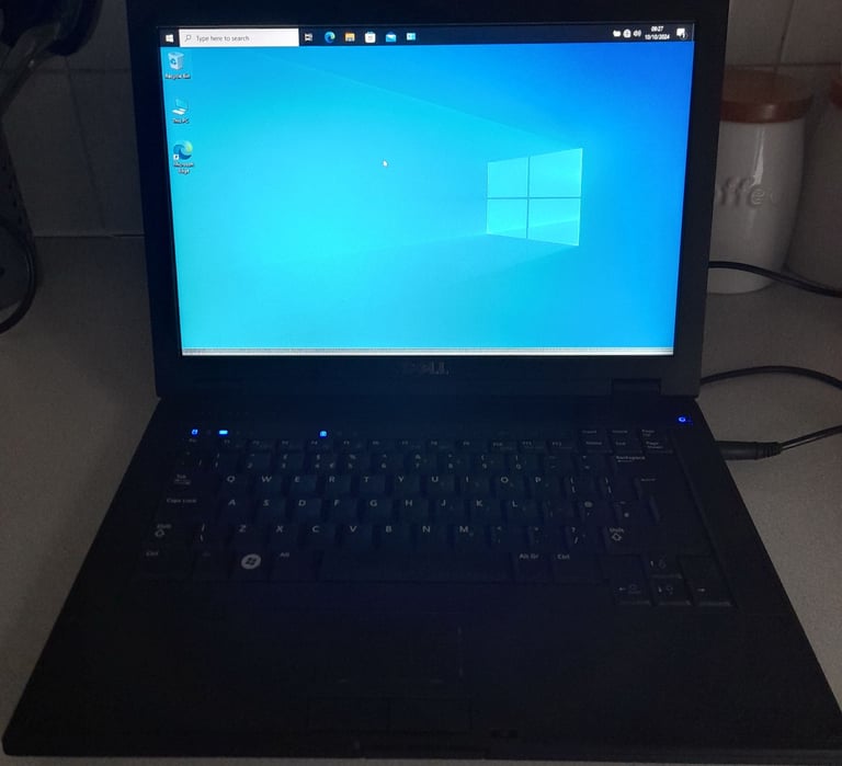 image for DELL Latitude E5400 Laptop FOR SPARES OR REPAIR