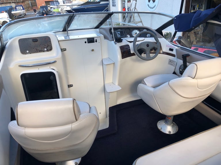 Regal 1950 LSC cuddy sportsboat speedboat 