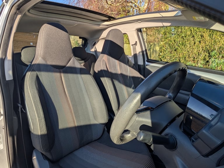 2014 Peugeot 108 1.0 VTi  ACTIVE CC TOP 3-Door Petrol Manual Euro 5  (68 ps)