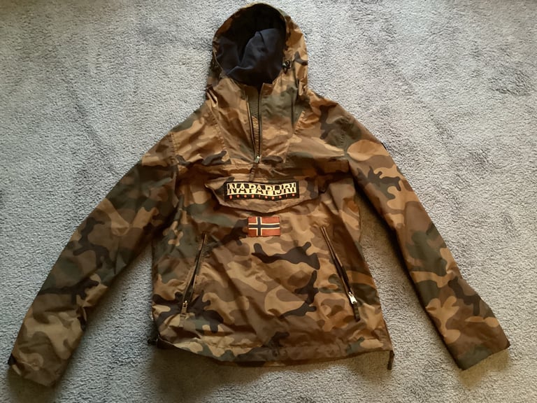 image for Neopapijri geographic jacket