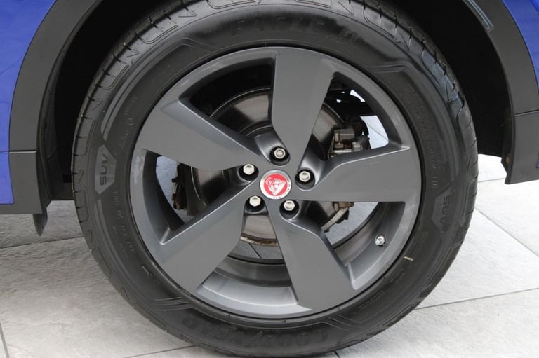 2019 Jaguar E-Pace 2.0 P200 R-Dynamic S SUV 5dr Petrol Auto AWD Euro 6 (s/s) (200 ps) ESTATE Petr...