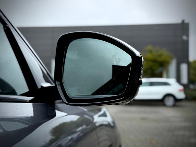 2024 Jaguar F-Pace 2.0 D200 MHEV R-Dynamic SE Black SUV 5dr Diesel Auto AWD Euro 6 (s/s) (204  ES...