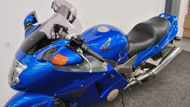 HONDA CBR1100XX ** 12 MONTH MOT - CRASH BOBBINS - REAR HUGGER ** 