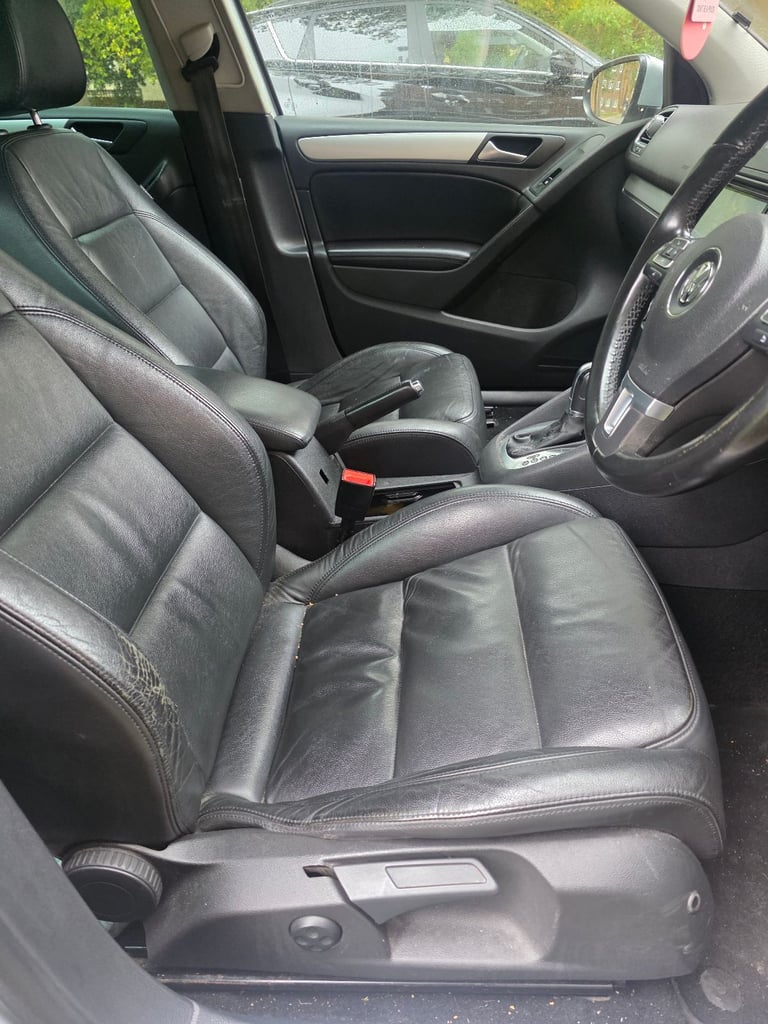 Volkswagen, GOLF, Hatchback, 2012, Semi-Auto, 1390 (cc), 5 doors