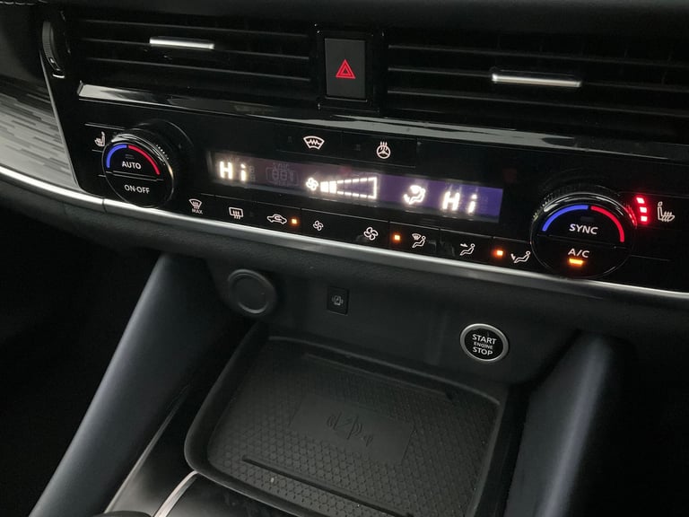 2022 Nissan Qashqai 1.3 DIG-T MHEV Tekna SUV 5dr Petrol Hybrid Manual Euro 6 (s/s) (140 ps) - K S...