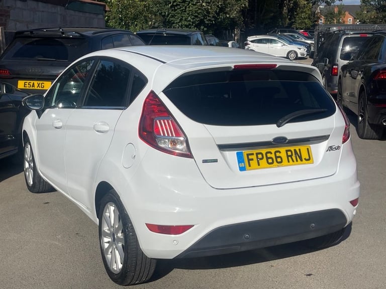 2016 Ford Fiesta 1.0T EcoBoost Titanium Hatchback 5dr Petrol Powershift Euro 6 (100 ps) Hatchback...