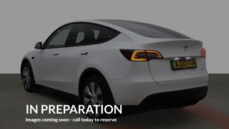 2022 Tesla Model Y Long Range Saloon Electric Automatic