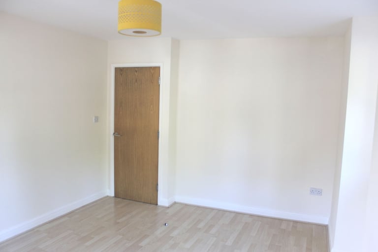 ATTENTION: Two Bedroom Apartment in Wolverhampton (Wednesfield) - Available Now!!!