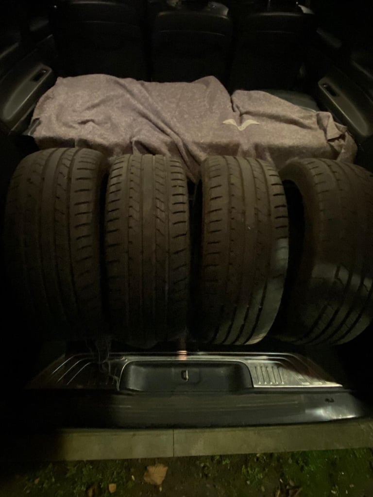 4x All season Run flat Maxtrek tyres