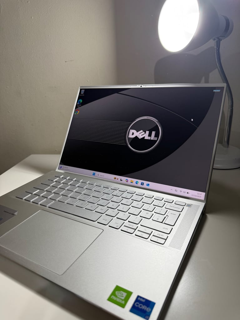 Dell Inspiron Intel Core i7 1165G7,16gb ram,1TB nvme,Nvidia Mx 350 2gb gpu,QHD+ 2K screen
