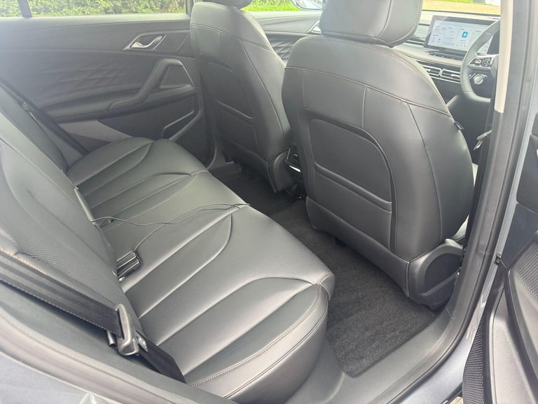 2025 MG MG HS 1.5 Hybrid+ Trophy SUV 5dr Petrol Hybrid Auto Euro 6 (s/s) (224 ps) ESTATE Petrol/E...