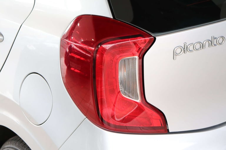 2017 Kia Picanto 1.0 Picanto 2 5dr Hatchback Petrol Manual