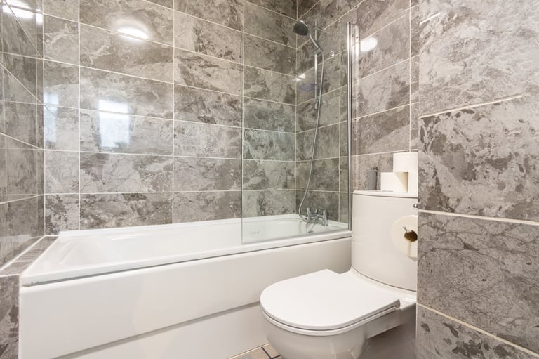 Bayswater ( W2 ) One Bedroom Apartment SHORT TERM LET near Hyde Park