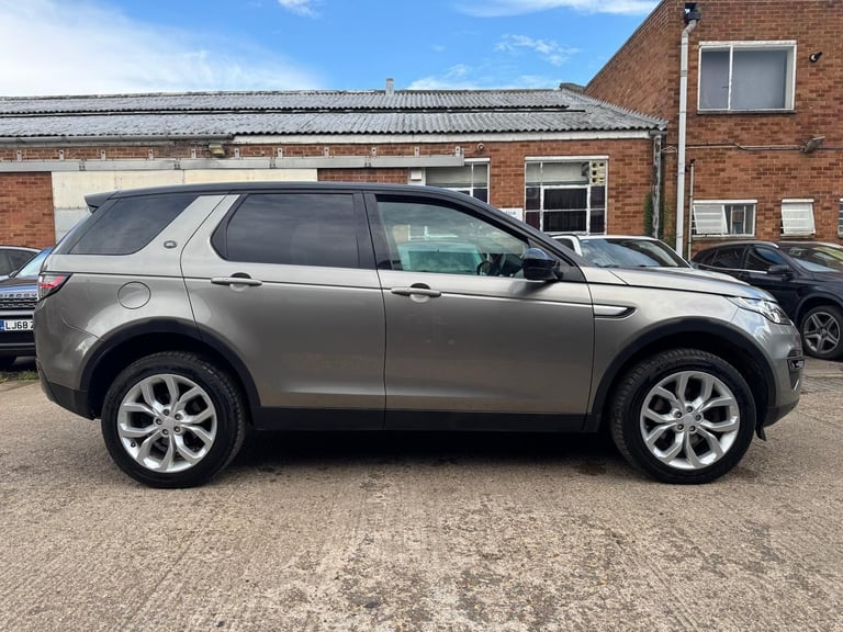 2017 Land Rover Discovery Sport 2.0 TD4 HSE 4WD Euro 6 (s/s) 5dr ESTATE Diesel Manual