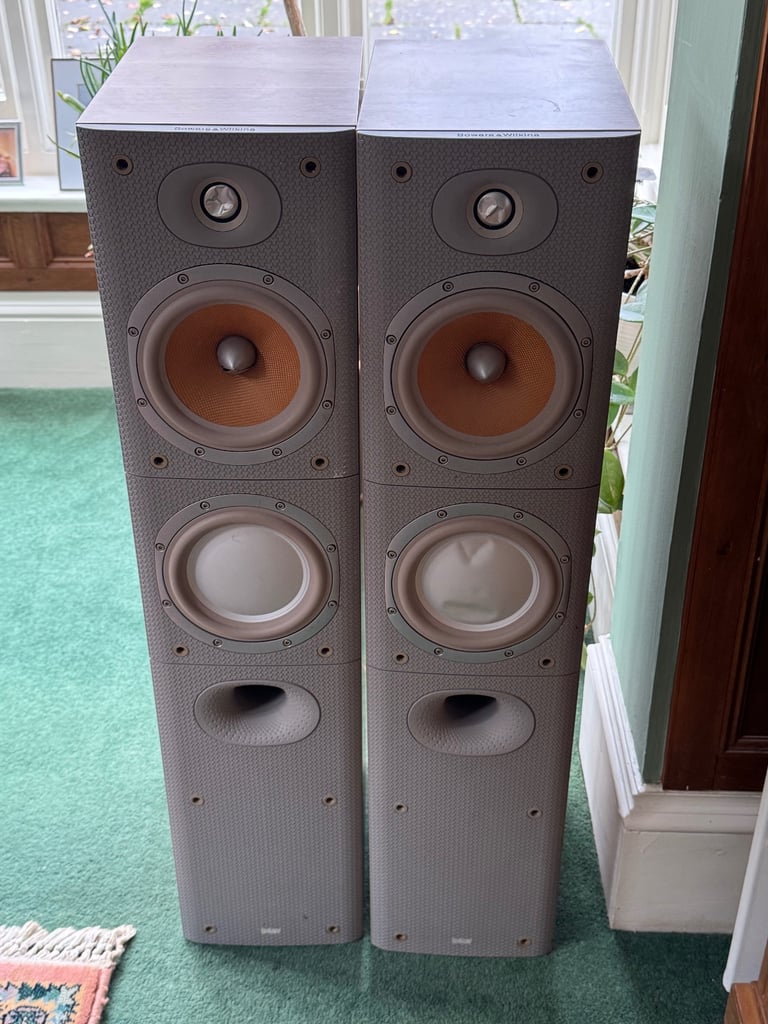 Bowers & Wilkins Speakers
