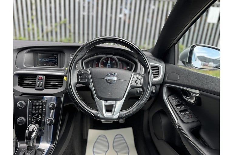 2013 Volvo V40 D2 R-Design Hatchback Diesel Automatic