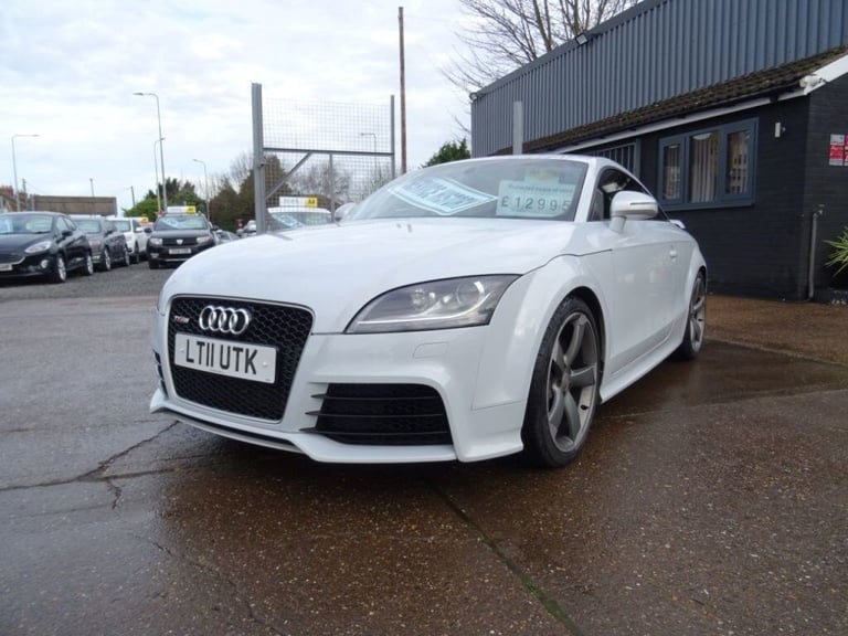 Audi TT 2.5T FSI TT RS Quattro 2dr S Tronic EXCELLENT SERVICE HISTORY Petrol