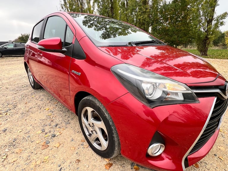 2016 Toyota Yaris 1.5 VVT-h Icon E-CVT Euro 6 5dr HATCHBACK Petrol/Electric Hybrid Automatic
