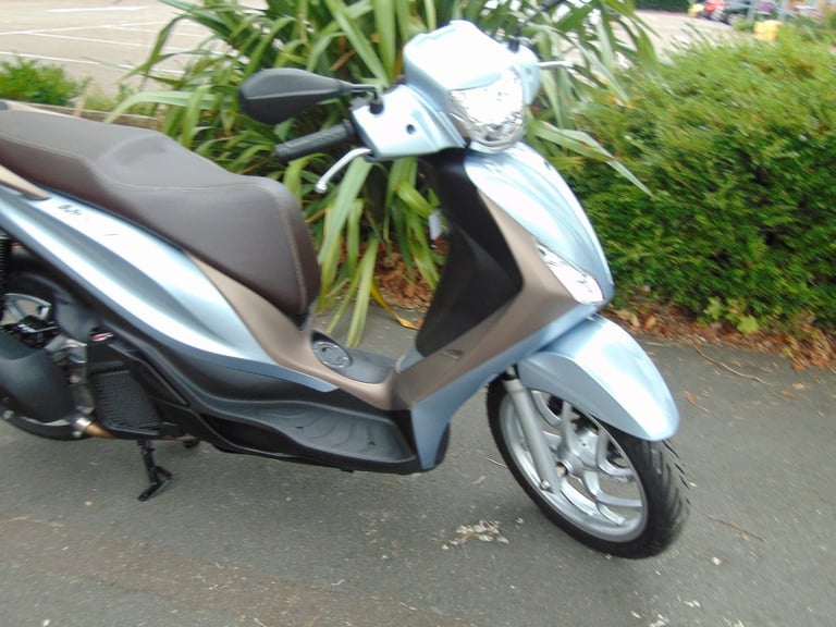 Piaggio Medley 125 2024 1owner 954 dry weather miles unmarked immaculate p/ex ok
