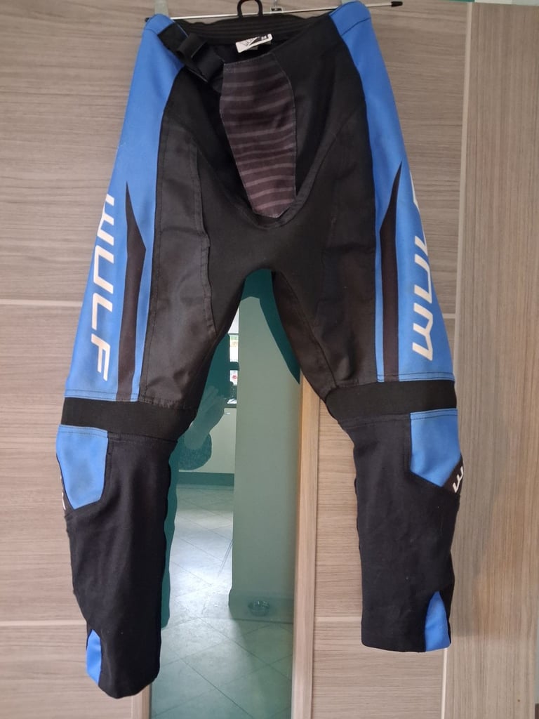 image for Wulfsport kids trousers size 24 Age 10ish