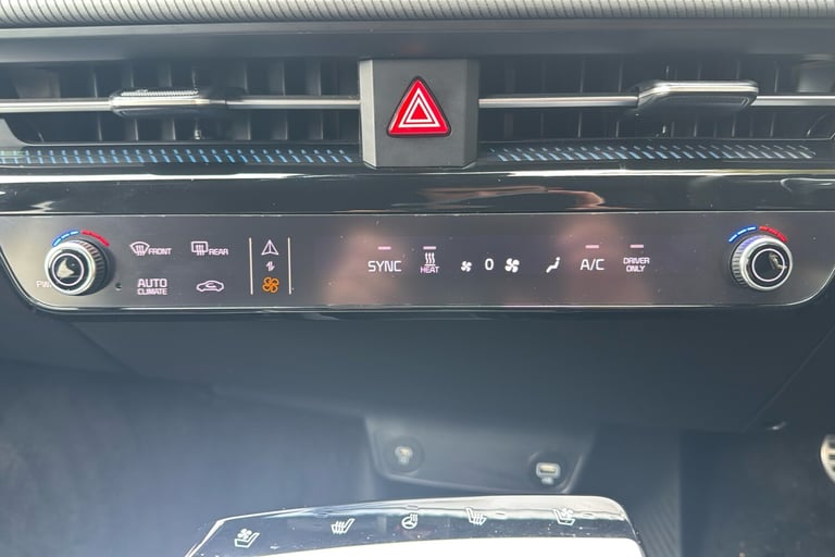  Kia Ev6 77.4kwh Gt Line S Hatchback 5dr Electric Auto Awd 320 Bhp Electric