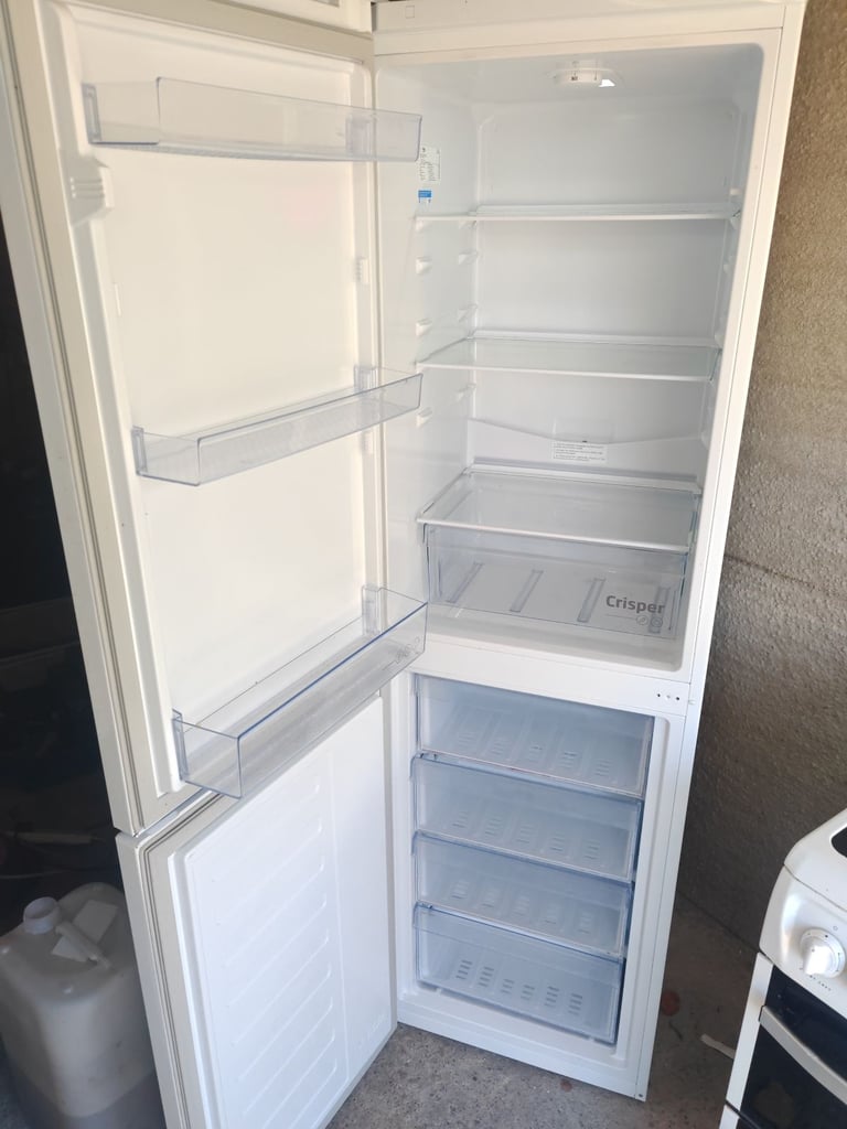 image for Free delivery 🚚🚚 Beko fridge freezer 