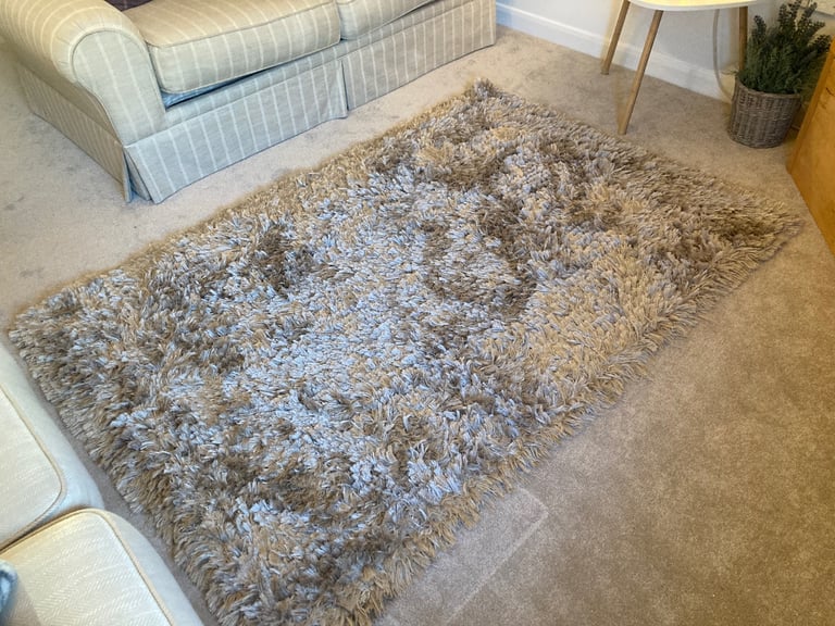image for Laura Ashley Rug 